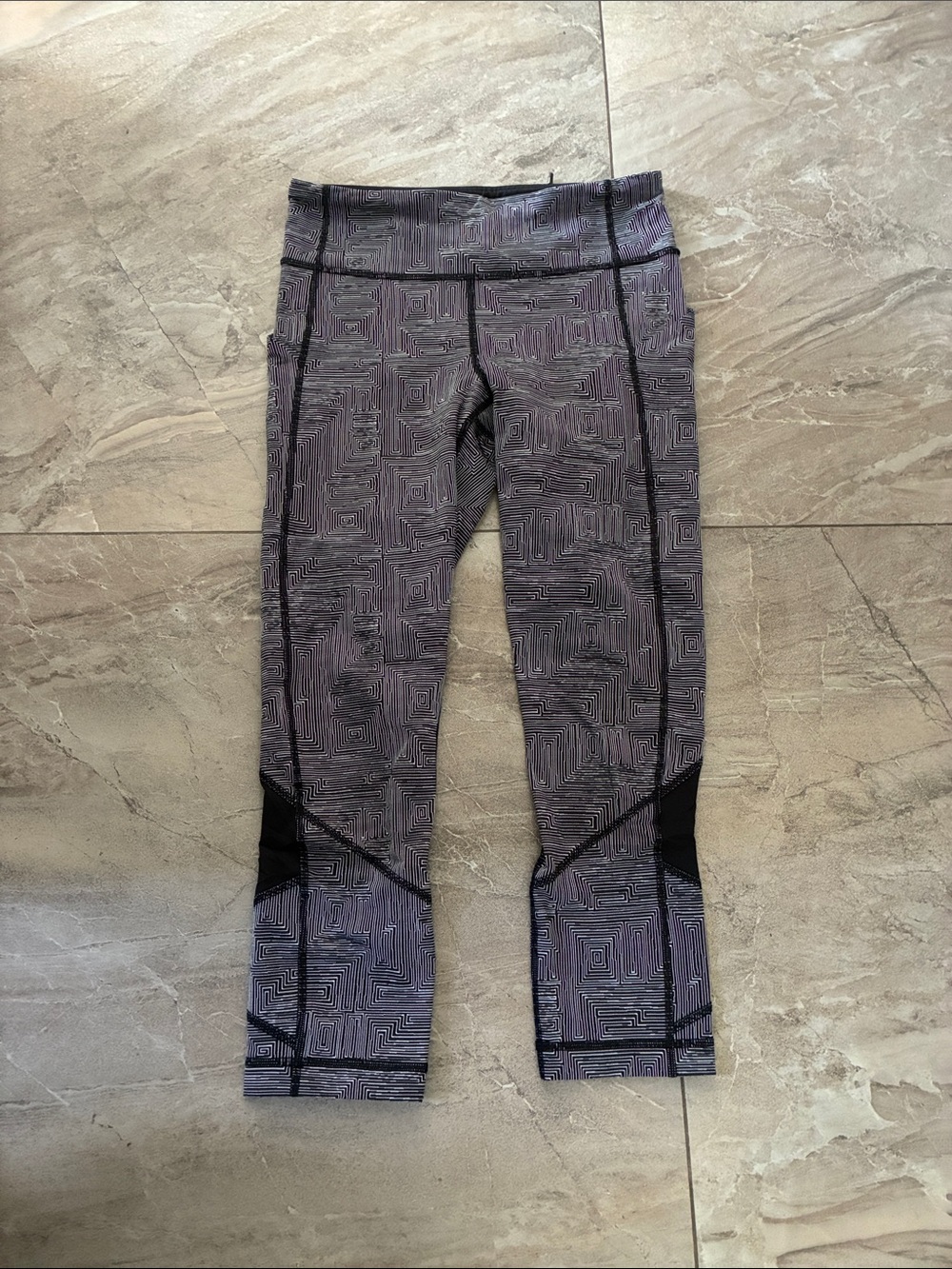 Lulu Lemon Geometric Pattern Activewear Leggings